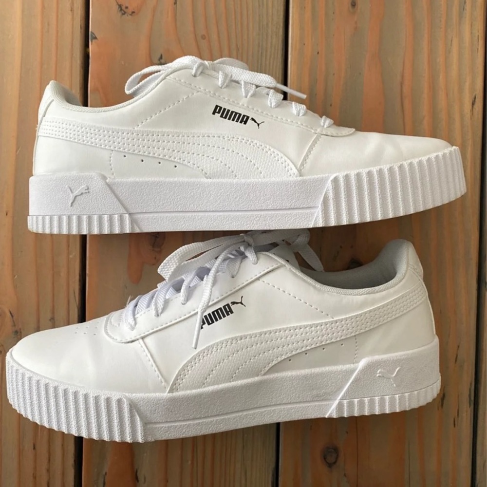 Puma Carina Soft foam sneaker